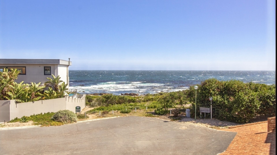 To Let 5 Bedroom Property for Rent in Vermont Western Cape